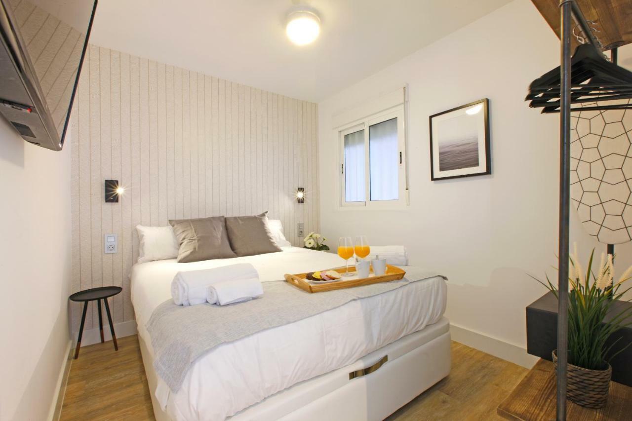 Picasso Boutique Apartamento Torremolinos Exterior foto